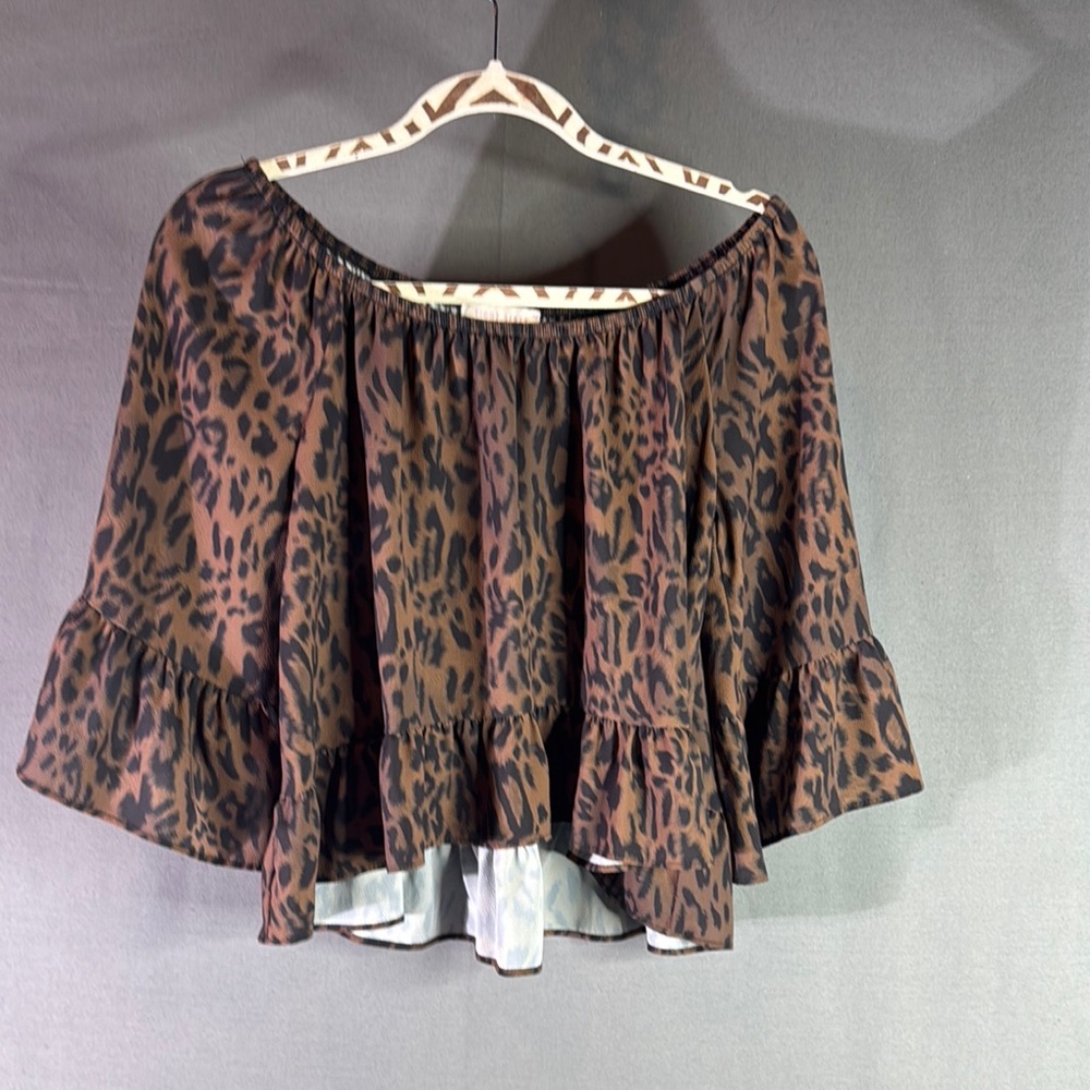 Eight Sixty Black and Brown Ruffled 3/4‎ Sleeve Blouse size small